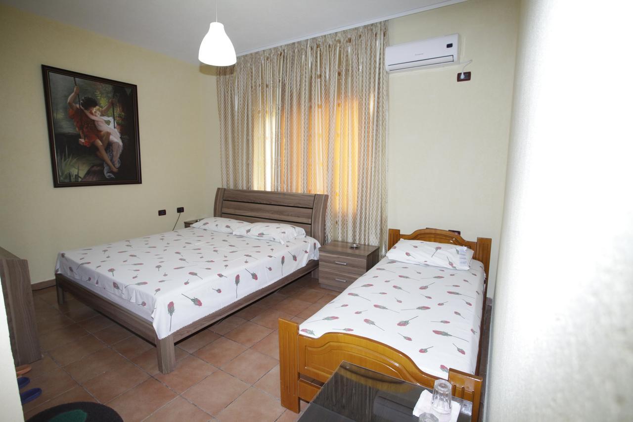Alen Bar Hotel Тирана Экстерьер фото
